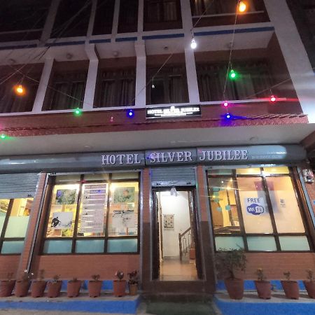 Hotel Silver Jubilee Kathmandu Exteriör bild